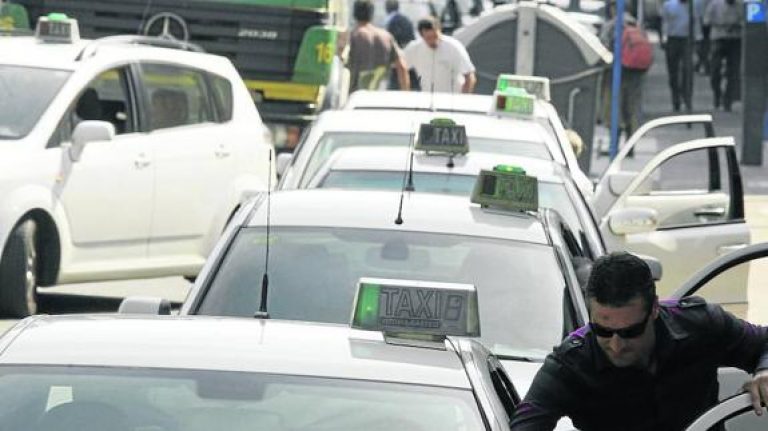 taxis-vitoria-kBQI-U40143854580c7F-575x323@El Correo