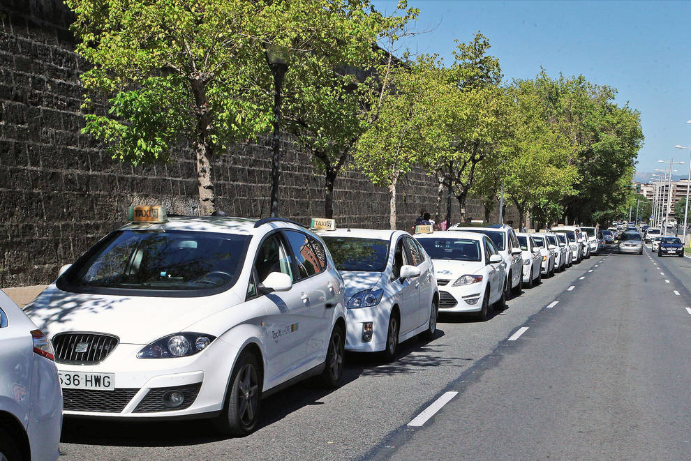 taxi pamplona