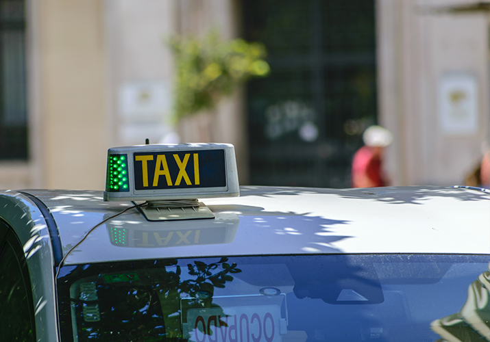 en-taxi-header (1)