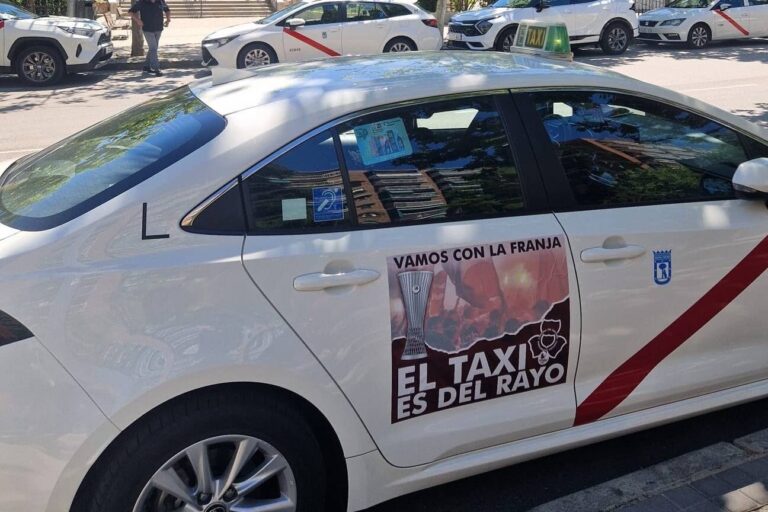 europapress-7536776-taxi-madrid-apoyara-rayo-vallecano-primera-final-europea-historia