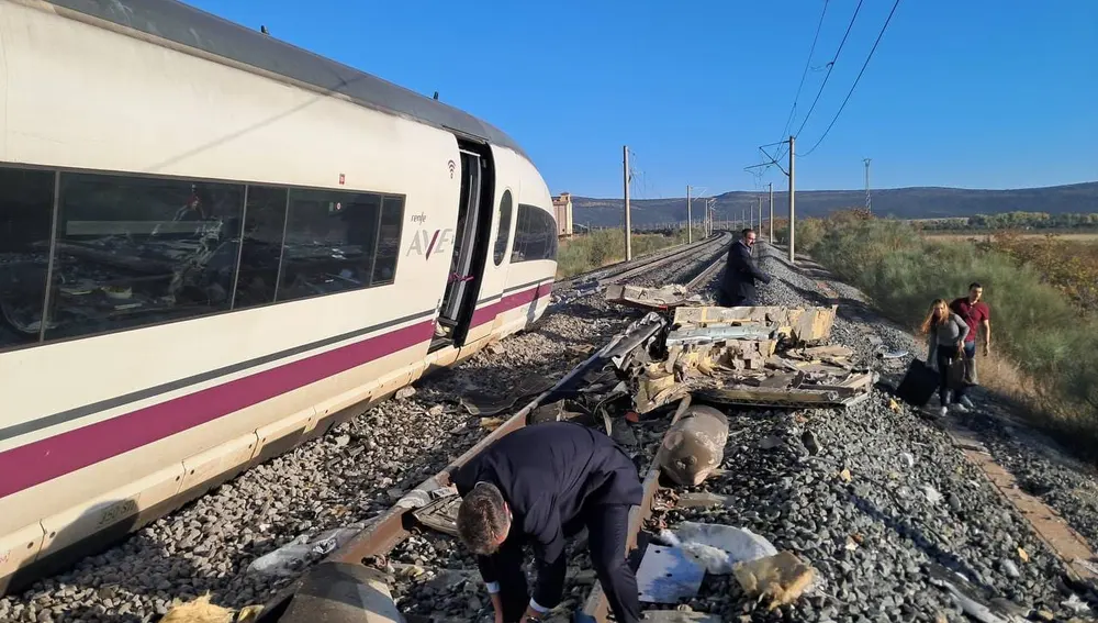 accidente-tren-toledo-ultimas-imagenes-choque-ave-iryo_152.jpg